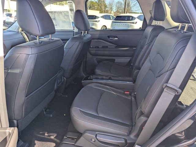 New 2026 Nissan Pathfinder SL image 13