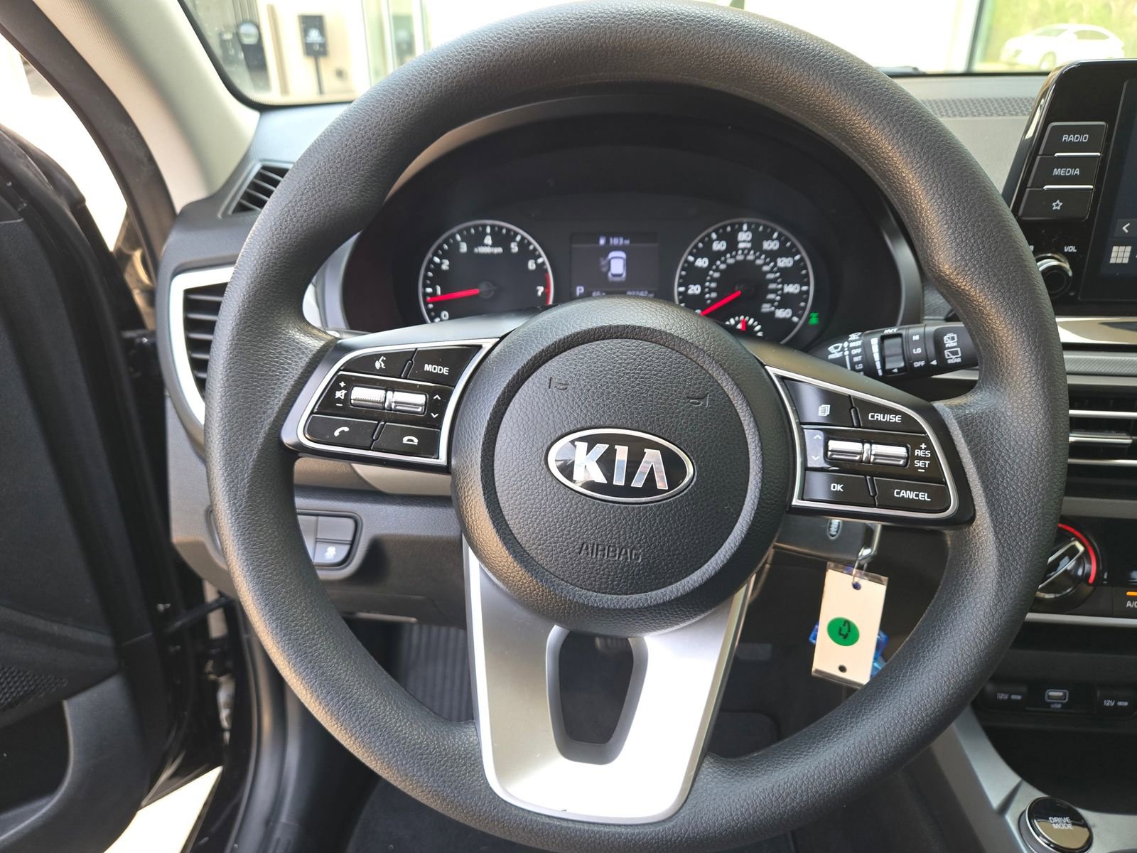 Used 2021 Kia Seltos LX image 10