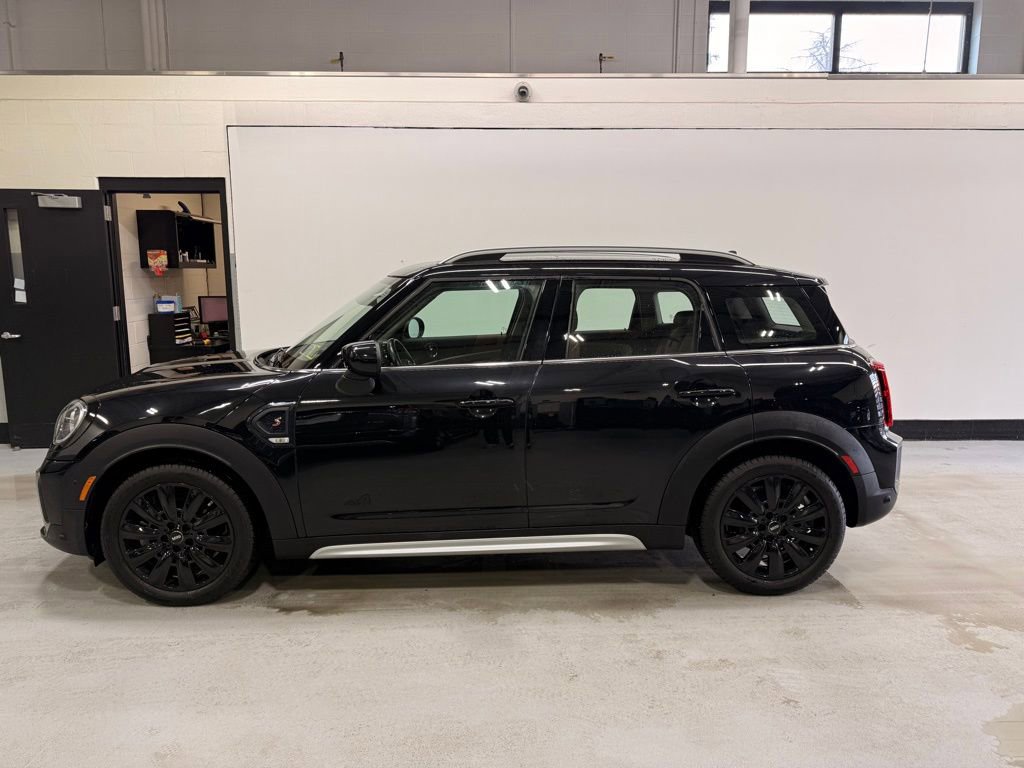 Used 2024 MINI Cooper Countryman S AWD/4WD image 2