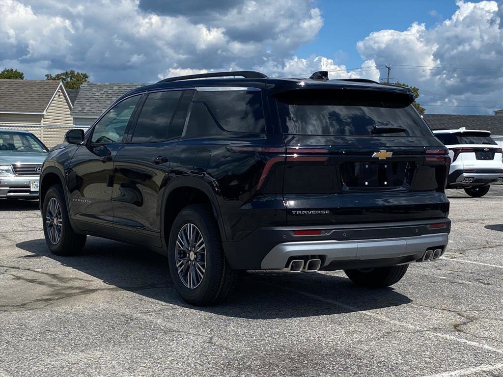 New 2026 Chevrolet Traverse LT w/ LPO, Floor Liner Package image 5