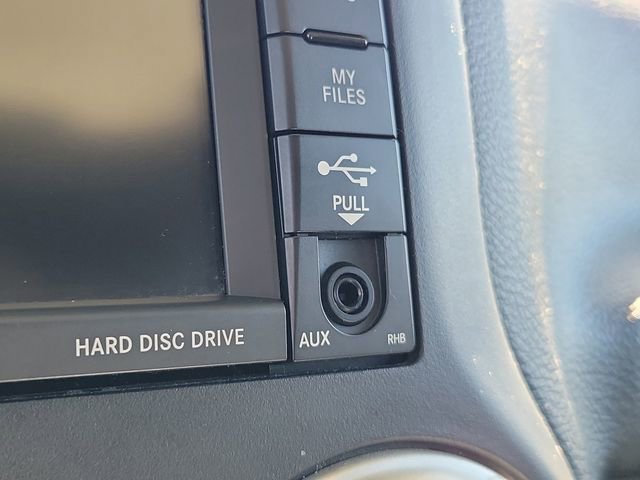 Used 2018 Jeep Wrangler Unlimited Sahara w/ Connectivity Group image 29
