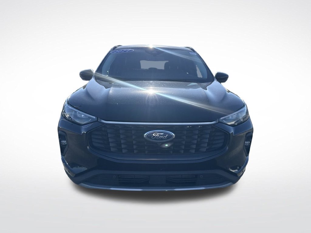 Certified 2024 Ford Escape Platinum AWD/4WD image 3