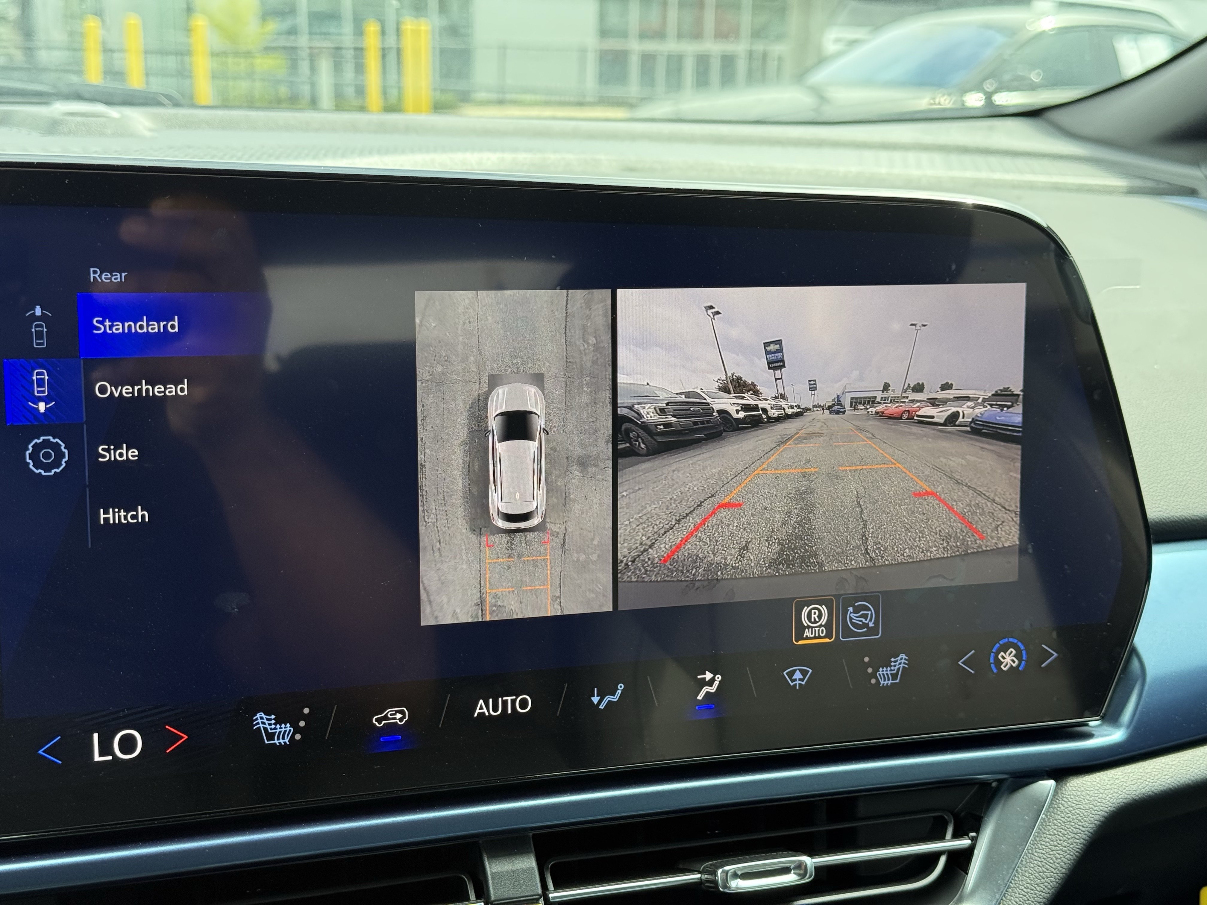 New 2026 Chevrolet Equinox EV LT FWD image 24