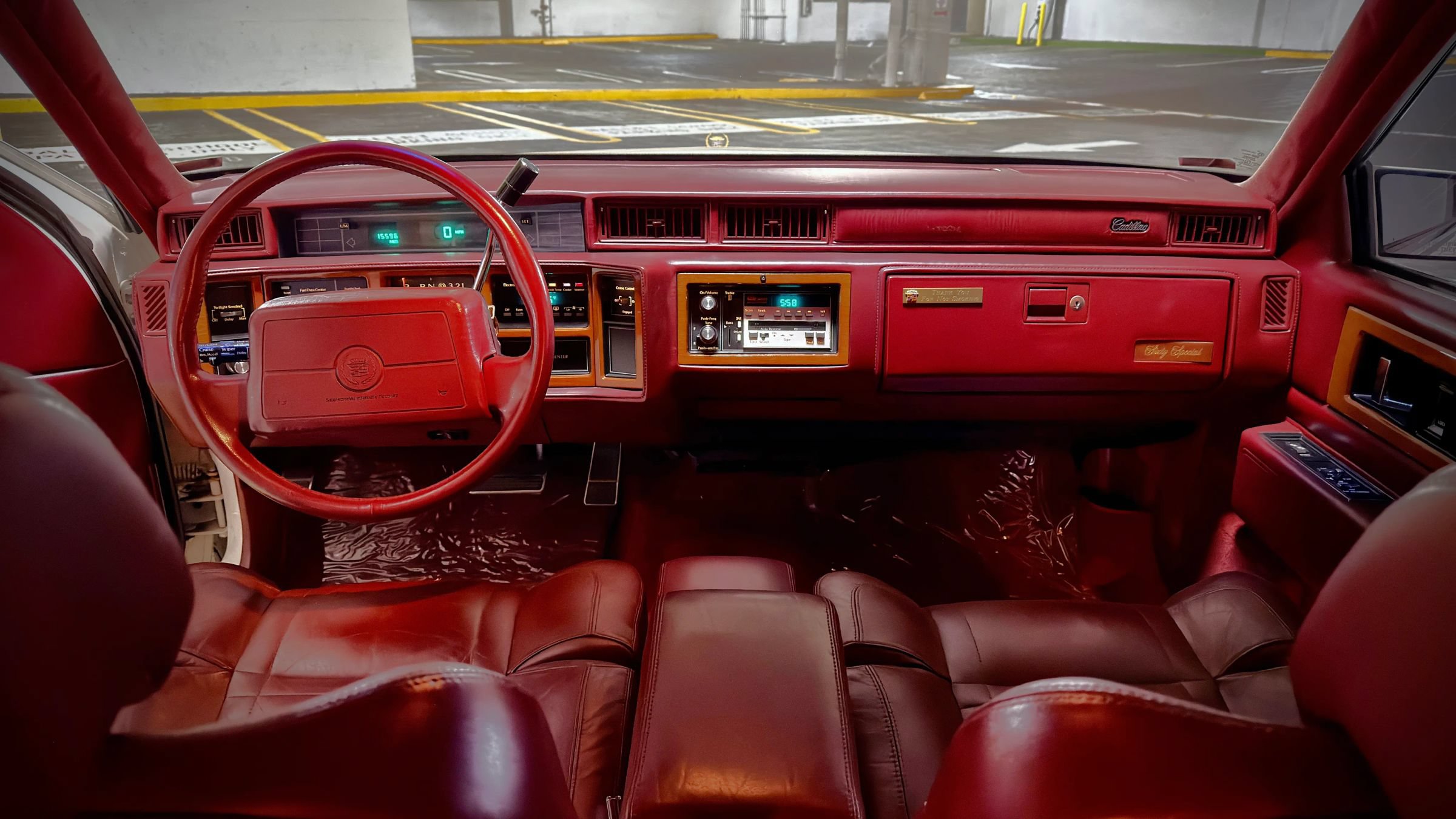 Used 1990 Cadillac Fleetwood 60 Special FWD image 22