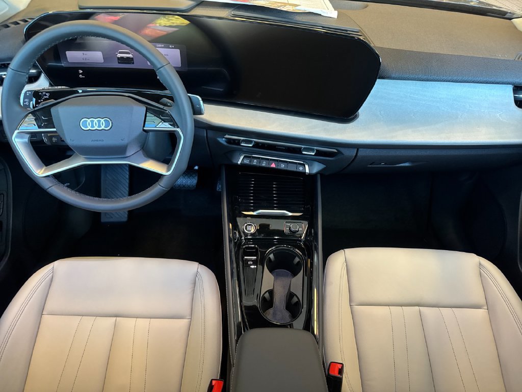 New 2026 Audi Q3 quattro 2.0T AWD/4WD image 14