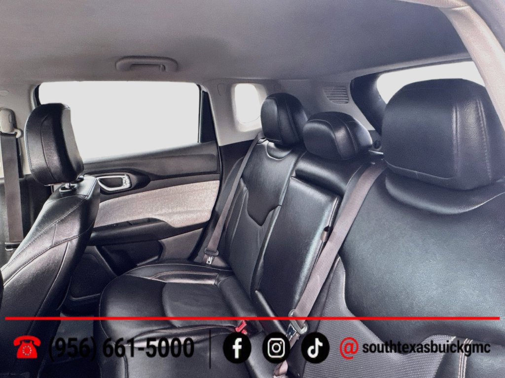 Used 2022 Jeep Compass Latitude AWD/4WD image 23