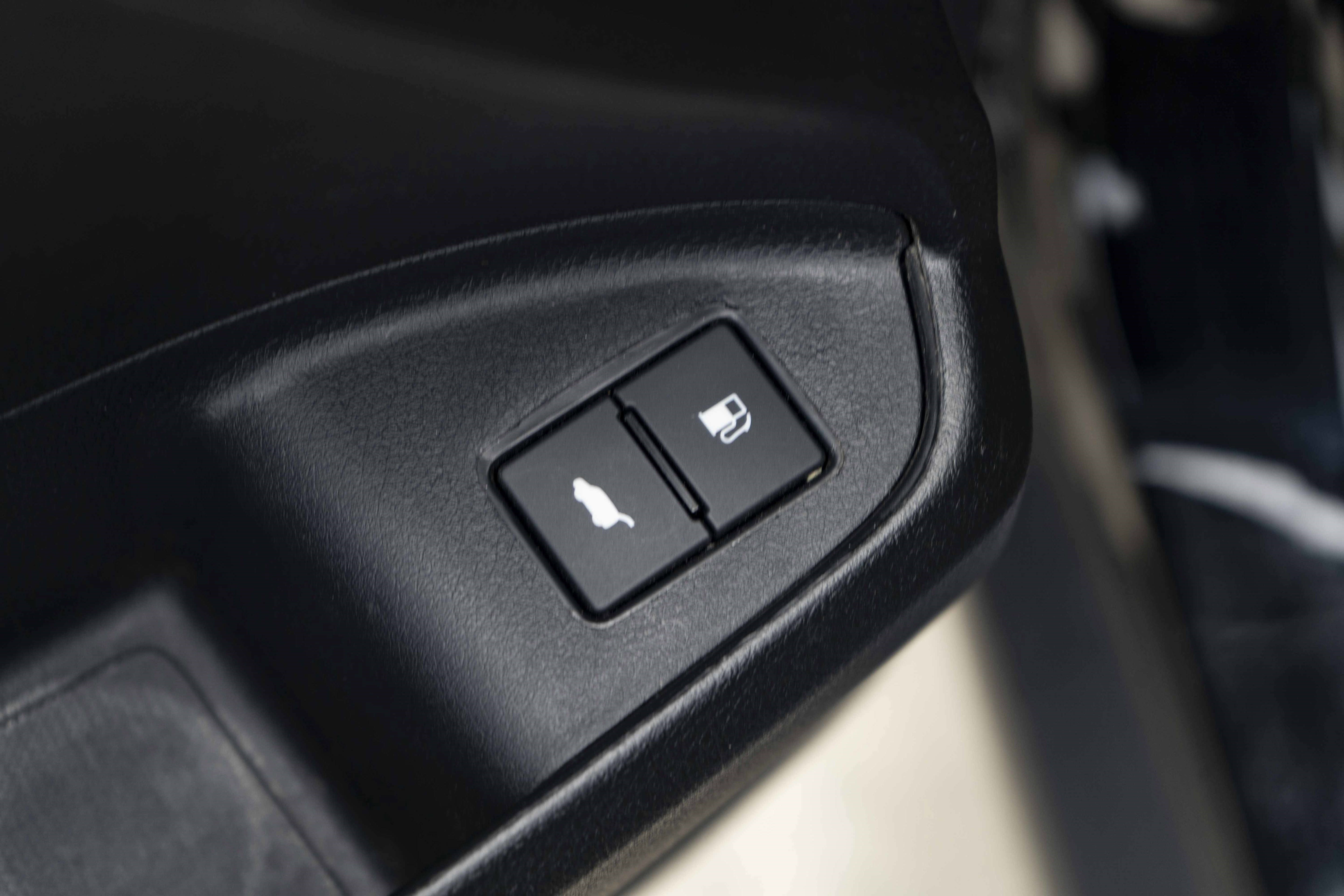 Used 2025 Honda Passport EX-L image 38