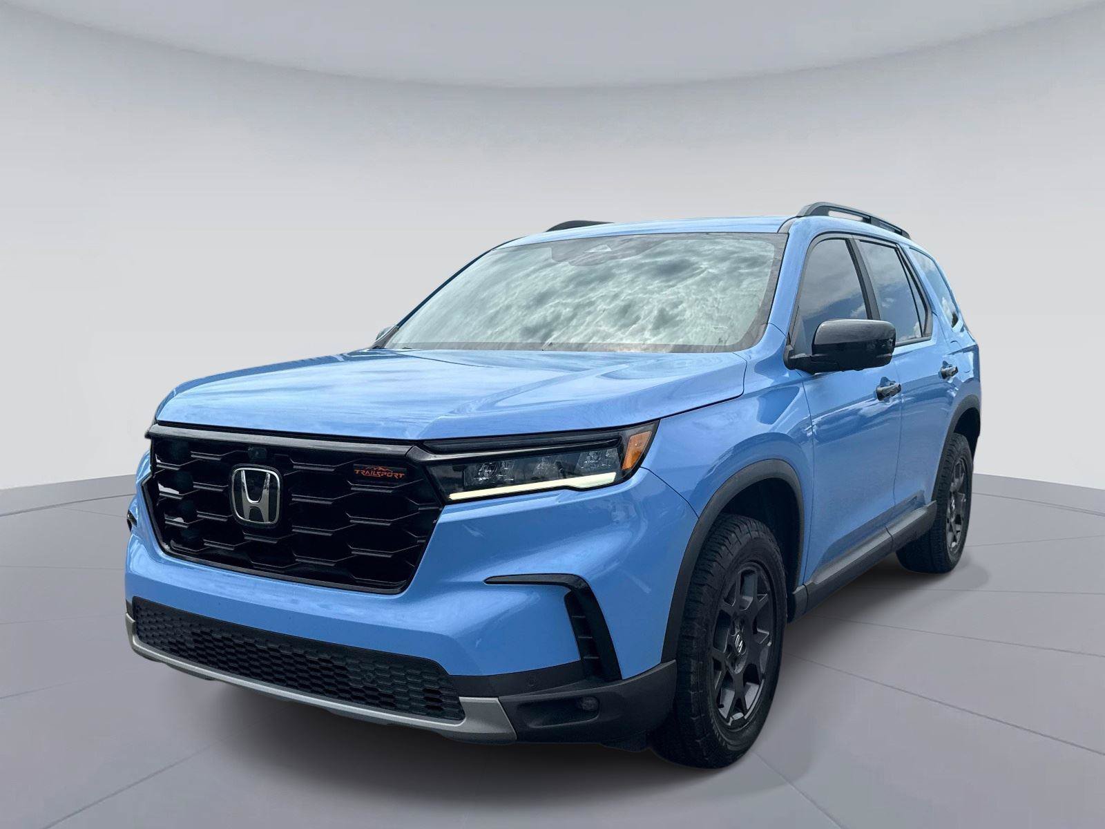 Used 2023 Honda Pilot TrailSport image 8