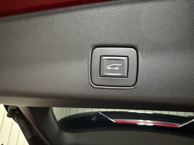 Used 2023 Chevrolet TrailBlazer RS w/ Sun and Liftgate Package image 22