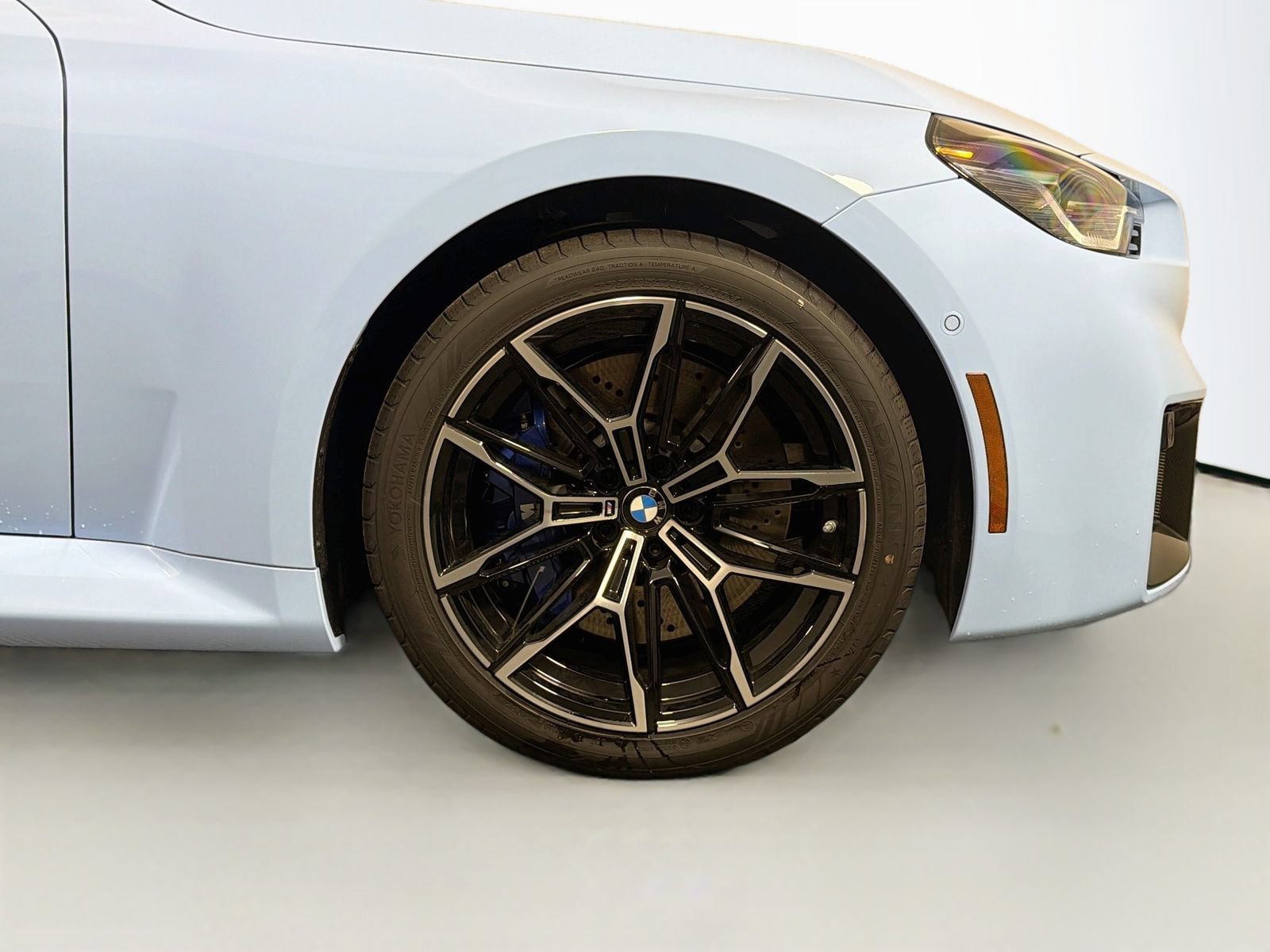 New 2026 BMW M2 w/ Lighting Package RWD image 32