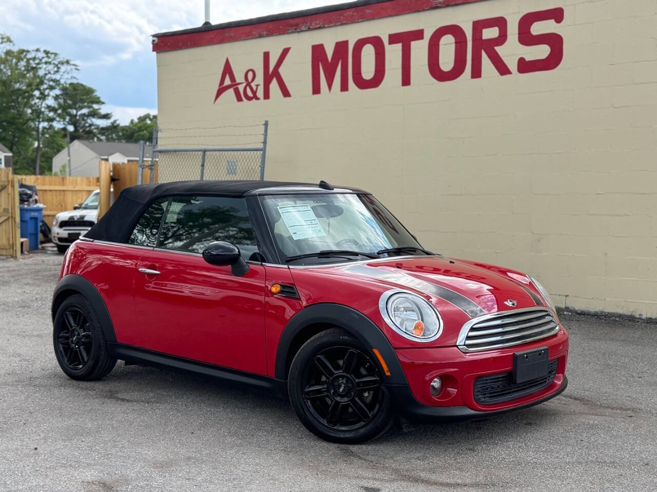 Used 2013 MINI Cooper Convertible FWD image 16