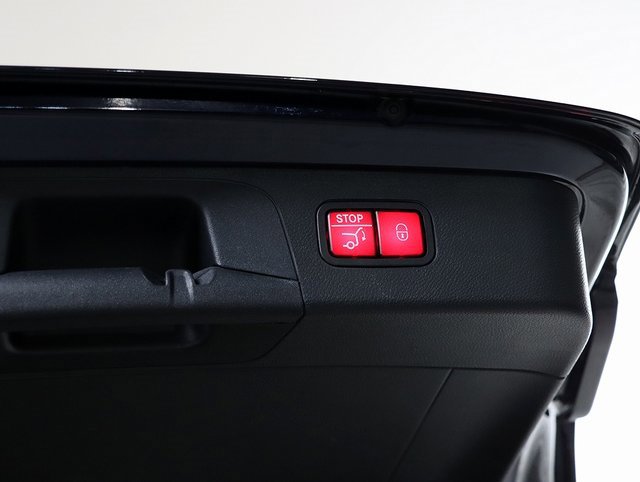 Certified 2022 Mercedes-Benz GLC 300 4MATIC image 31