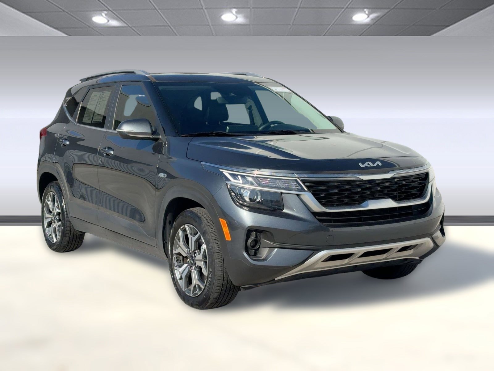 Used 2023 Kia Seltos EX image 7