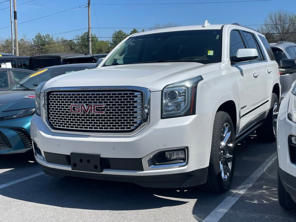 Used 2017 GMC Yukon Denali w/ Open Road Package image 3