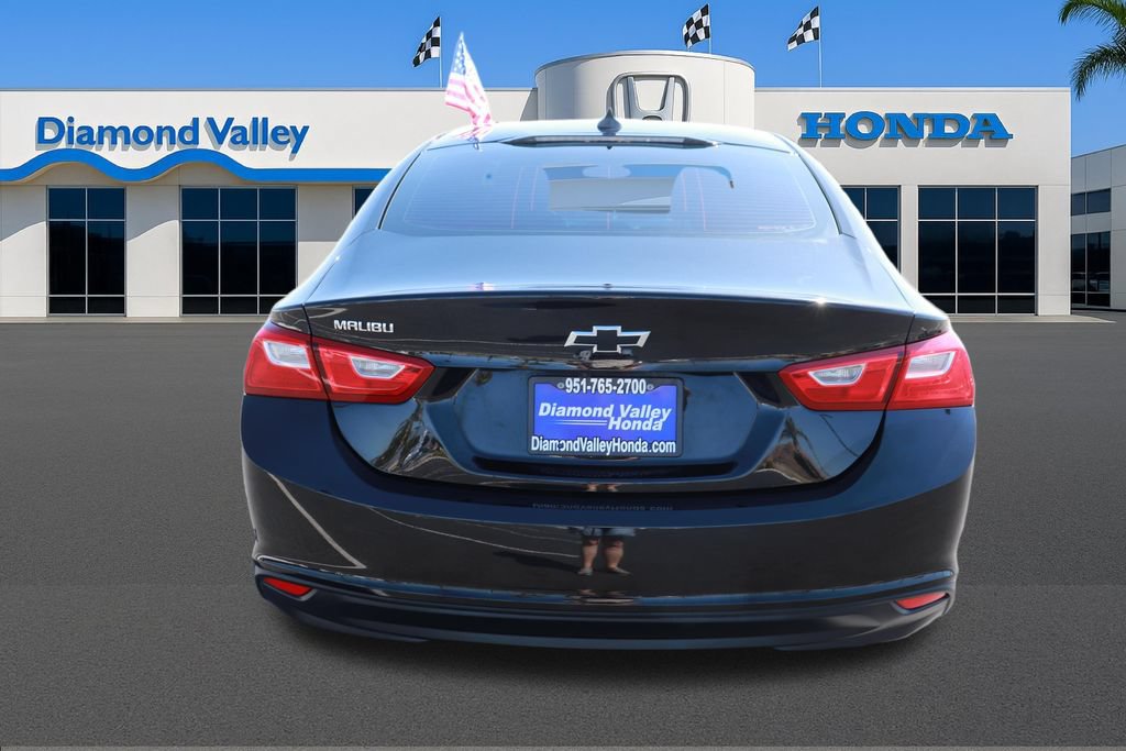 Used 2022 Chevrolet Malibu LS FWD image 5