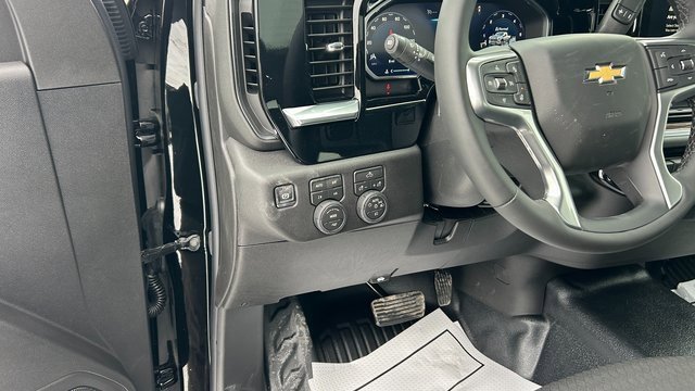 New 2026 Chevrolet Silverado 3500 LT image 17