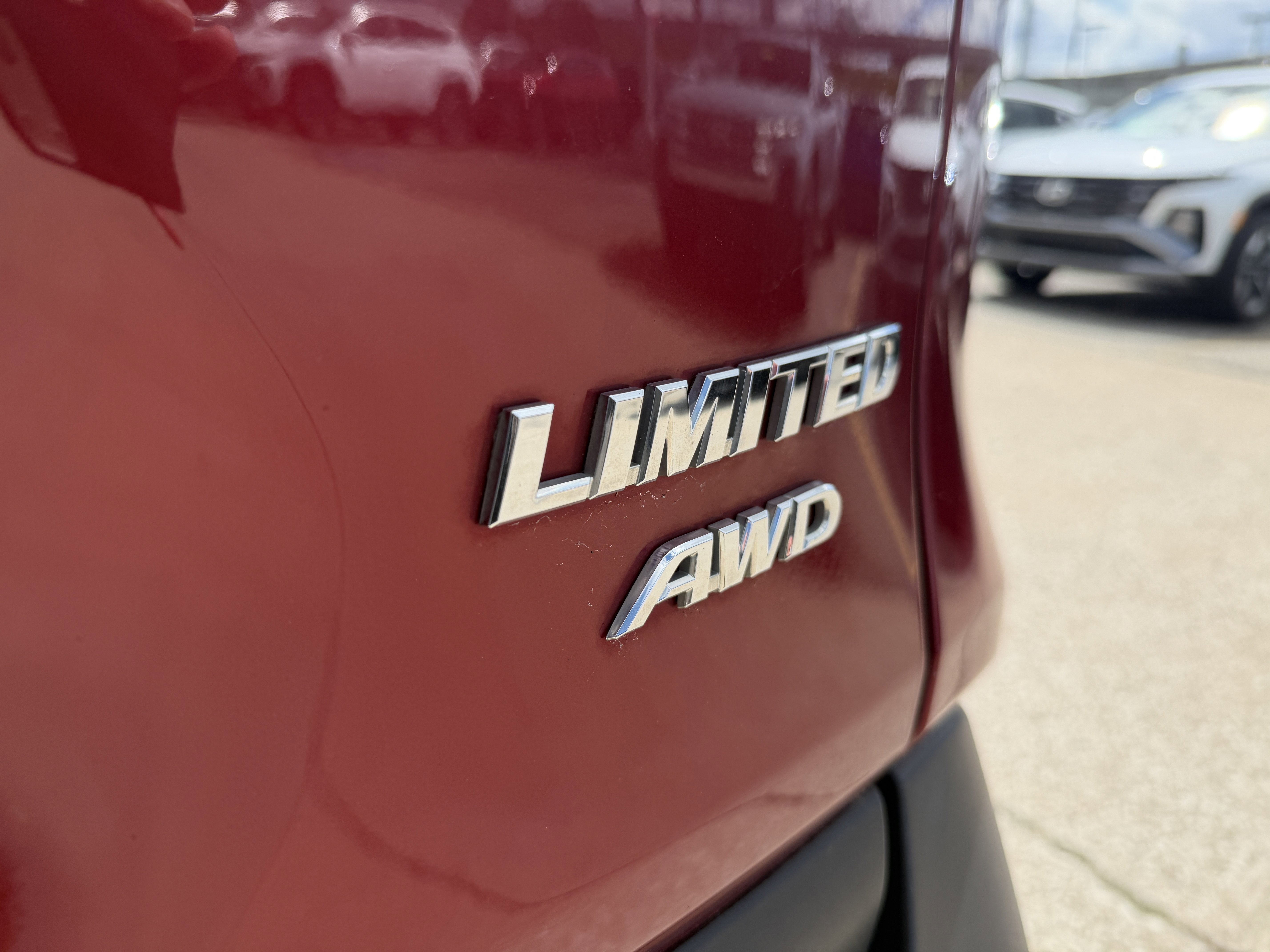 Used 2019 Toyota RAV4 Limited w/ All Weather Liner Package AWD/4WD image 10