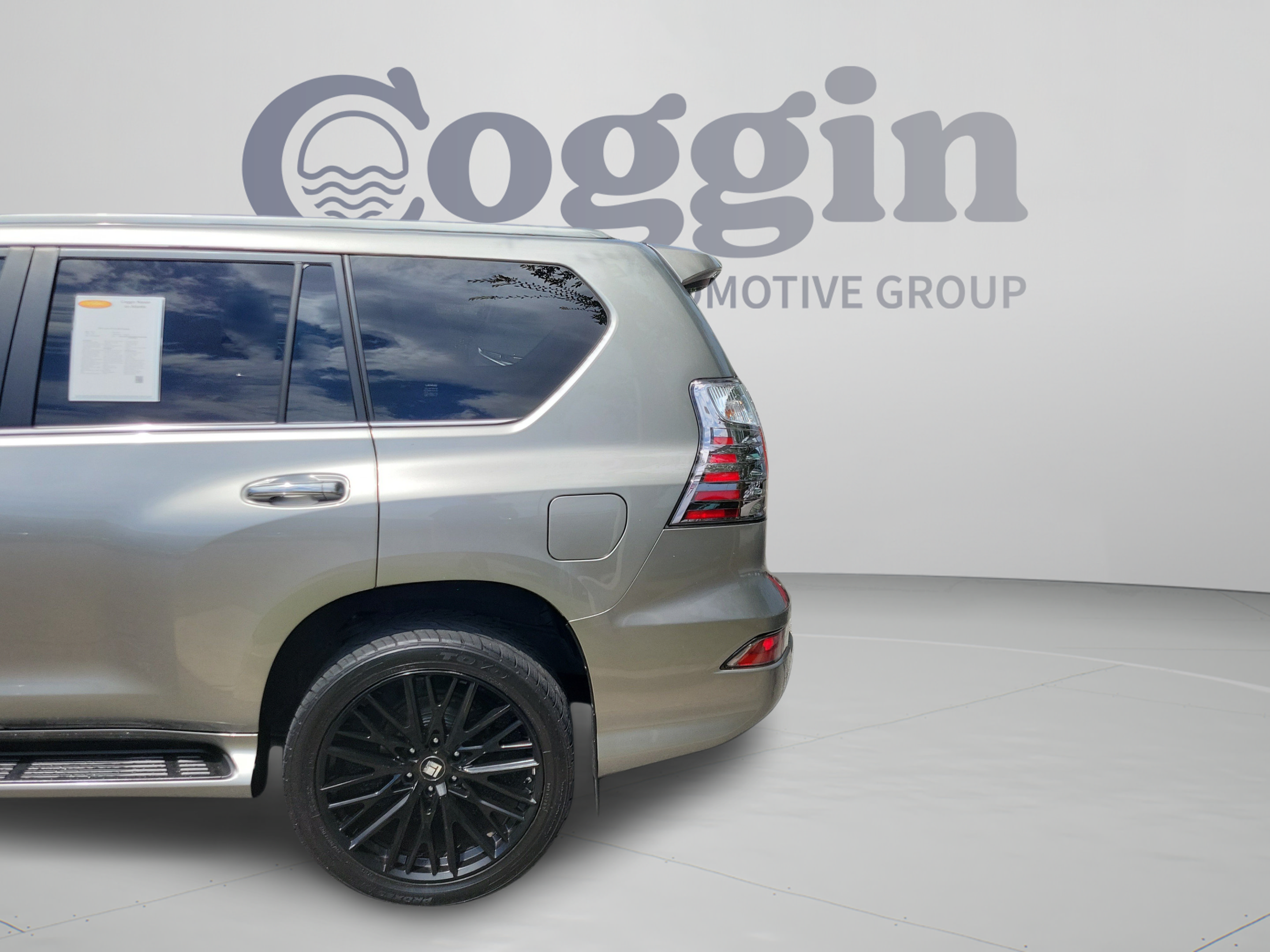 Used 2021 Lexus GX 460 Premium w/ Premium Package AWD/4WD image 30