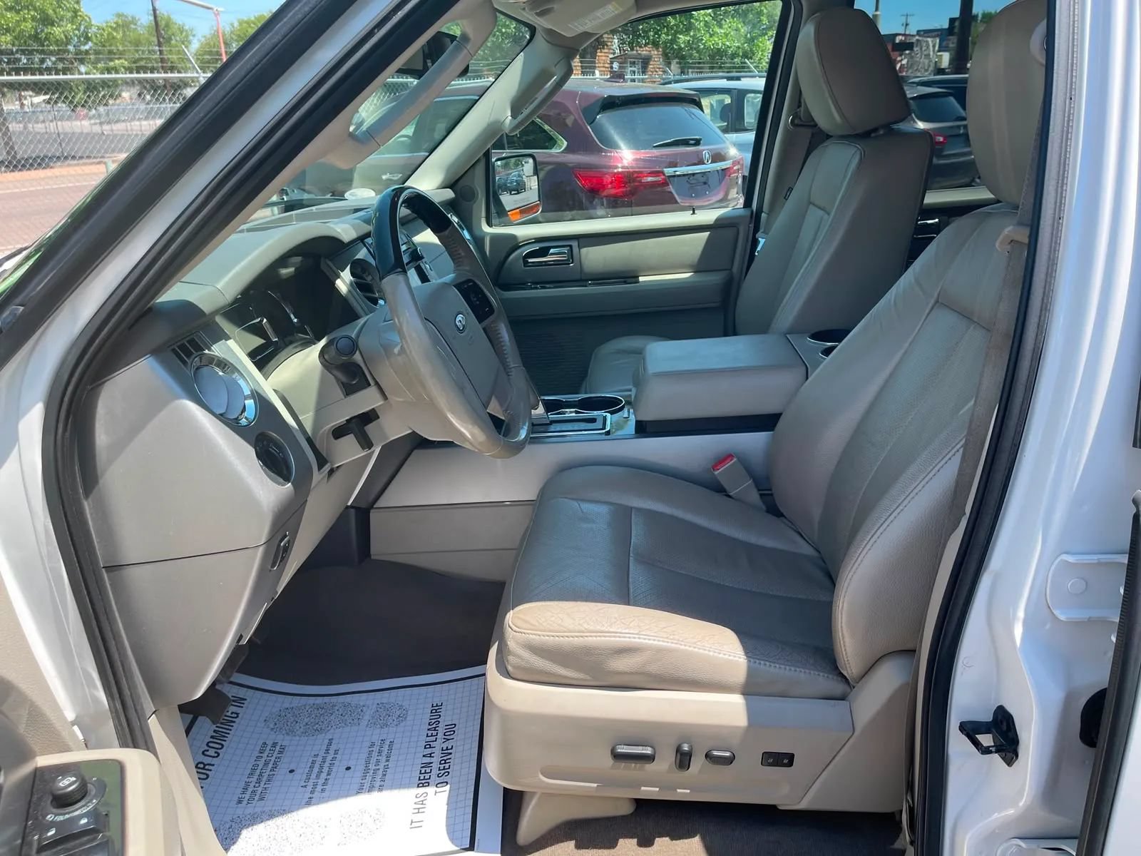 Used 2013 Ford Expedition EL Limited AWD/4WD image 9