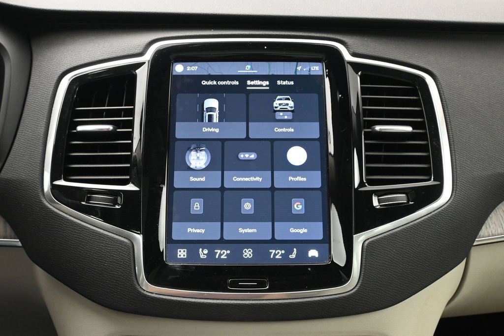 Used 2024 Volvo XC90 B6 Plus w/ Protection Package Premier AWD/4WD image 16