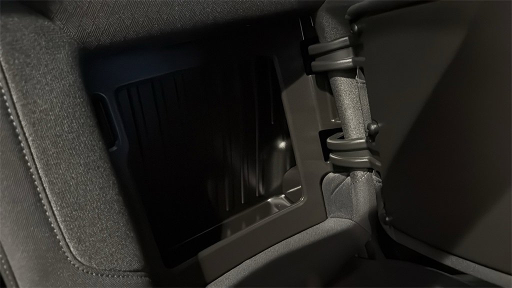 Used 2022 GMC Sierra 1500 Elevation image 15