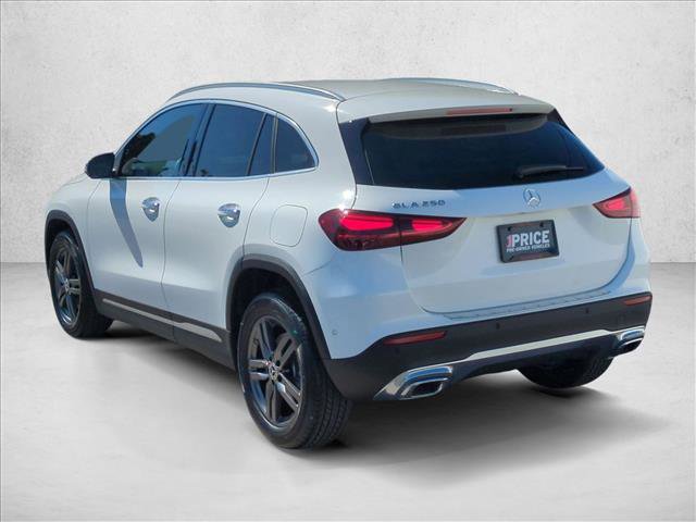 Used 2025 Mercedes-Benz GLA 250 image 8