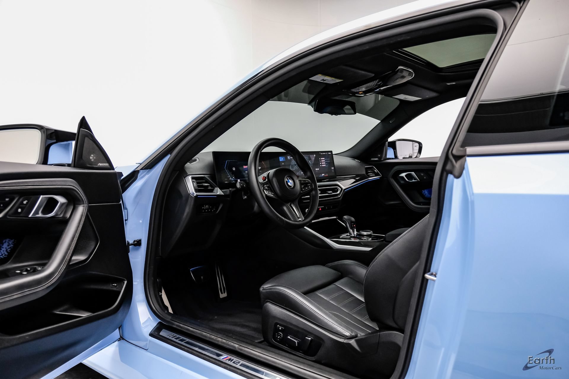Used 2024 BMW M2 RWD image 34