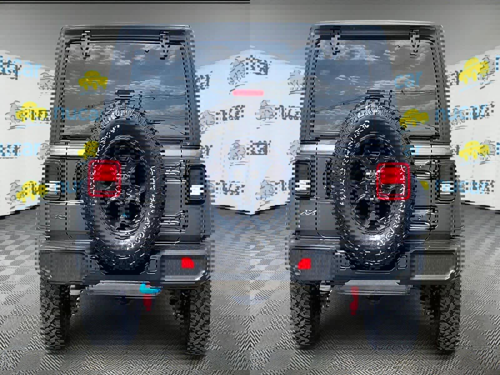 Used 2023 Jeep Wrangler Unlimited w/ Cold Weather Group AWD/4WD image 5