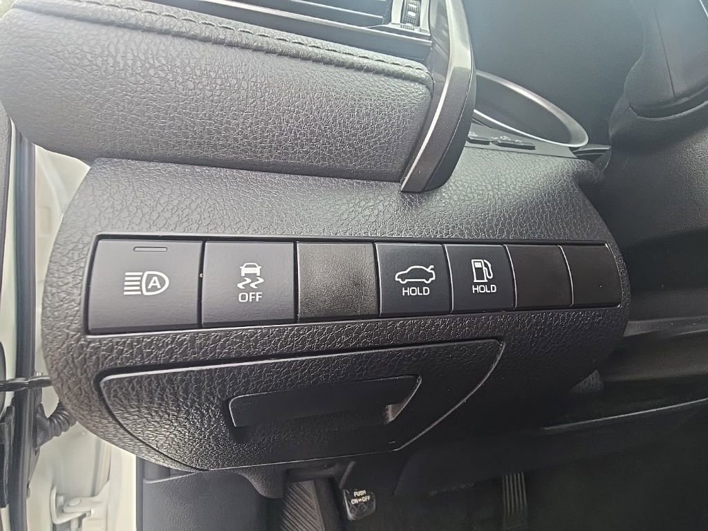 Used 2022 Toyota Camry LE image 15