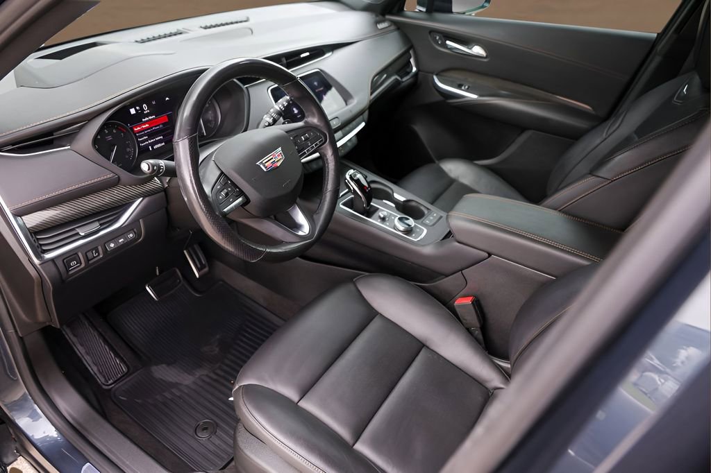 Used 2021 Cadillac XT4 Sport image 9