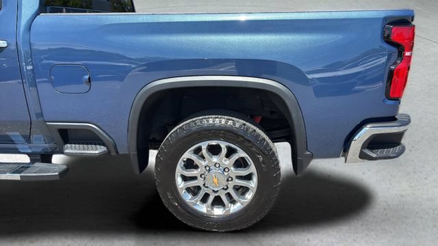 Used 2025 Chevrolet Silverado 2500 LTZ w/ LTZ Premium Package AWD/4WD image 36