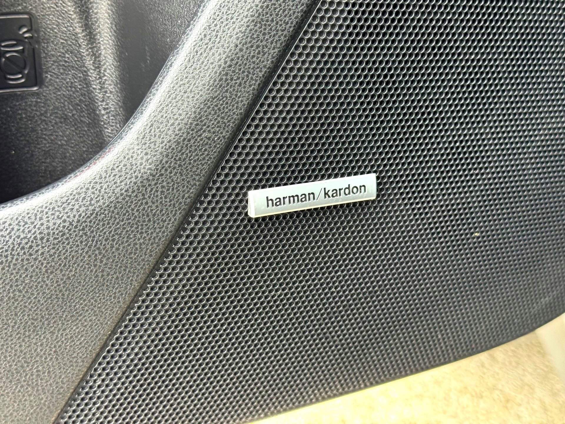 Used 2024 Subaru Crosstrek 2.5i Limited w/ Crosstrek Mirror Package image 16