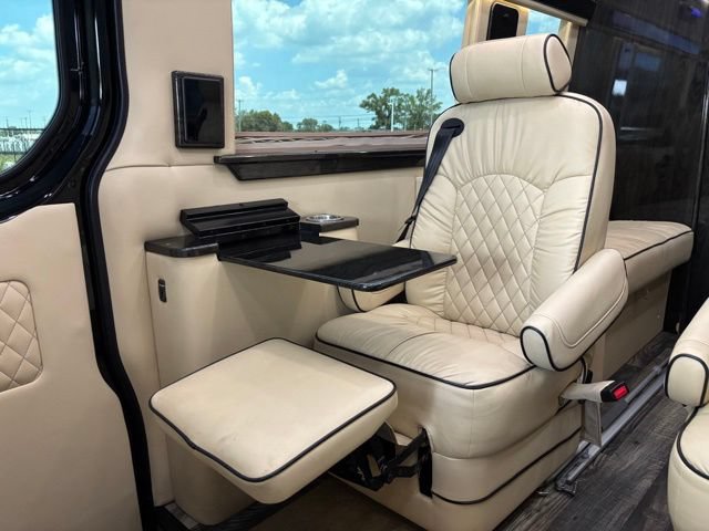 Used 2019 Mercedes-Benz Sprinter 3500 image 41