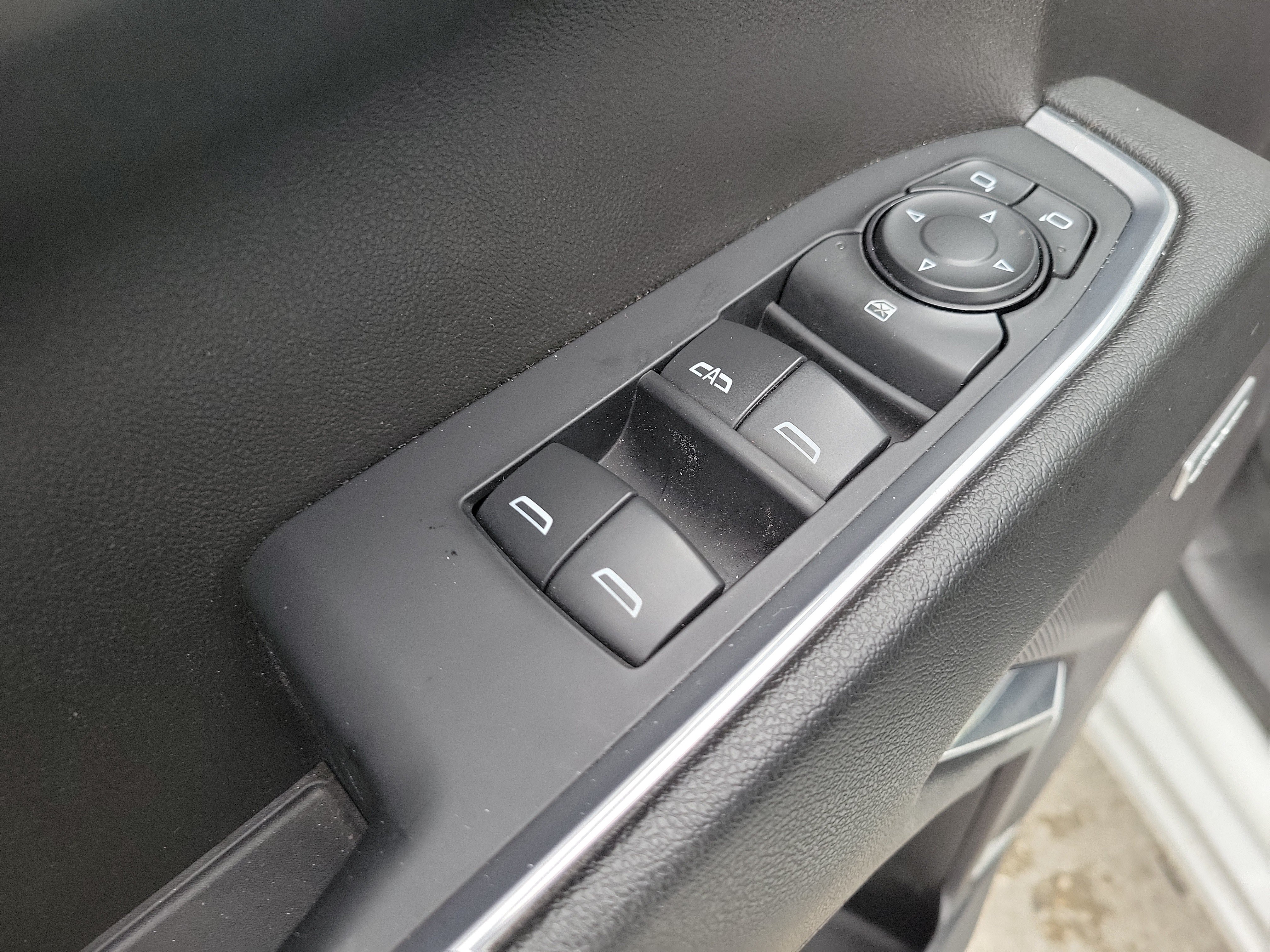Used 2023 Chevrolet Silverado 1500 RST w/ Convenience Package II RWD image 17