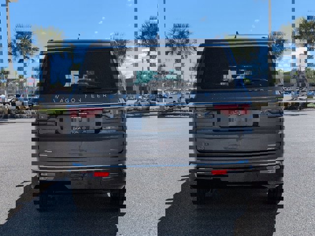 Used 2022 Jeep Wagoneer Series III w/ Premium Group I image 6