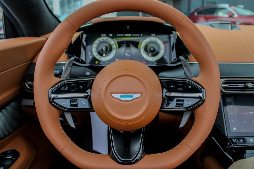 New 2026 Aston Martin V8 Vantage Convertible image 11