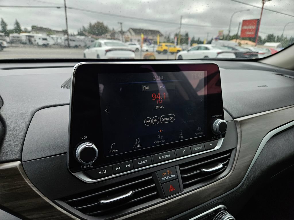 Used 2024 Nissan Altima 2.5 SV FWD image 26