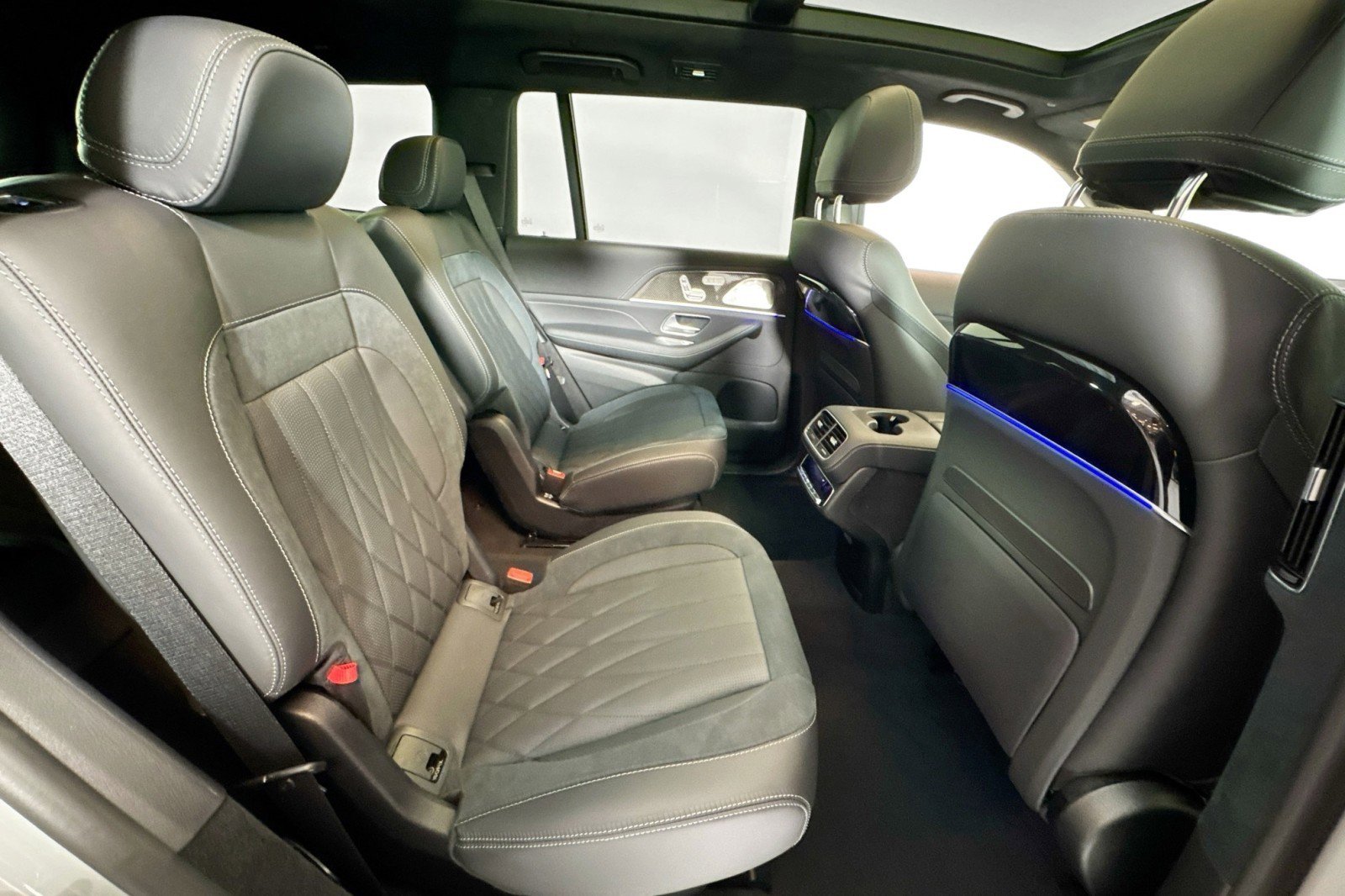 New 2026 Mercedes-Benz GLS 63 AMG 4MATIC image 26