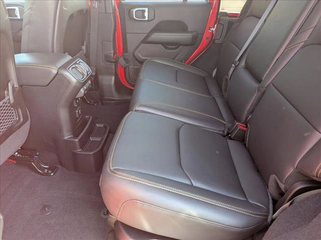 Used 2024 Jeep Wrangler Sahara w/ Safety Group image 17