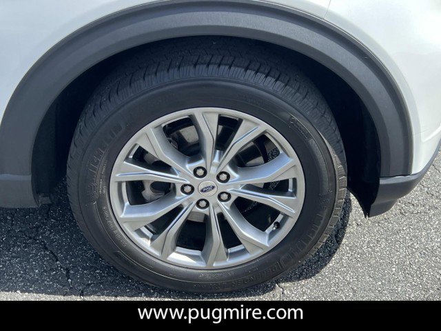 Used 2020 Ford Explorer XLT w/ Equipment Group 202A AWD/4WD image 12