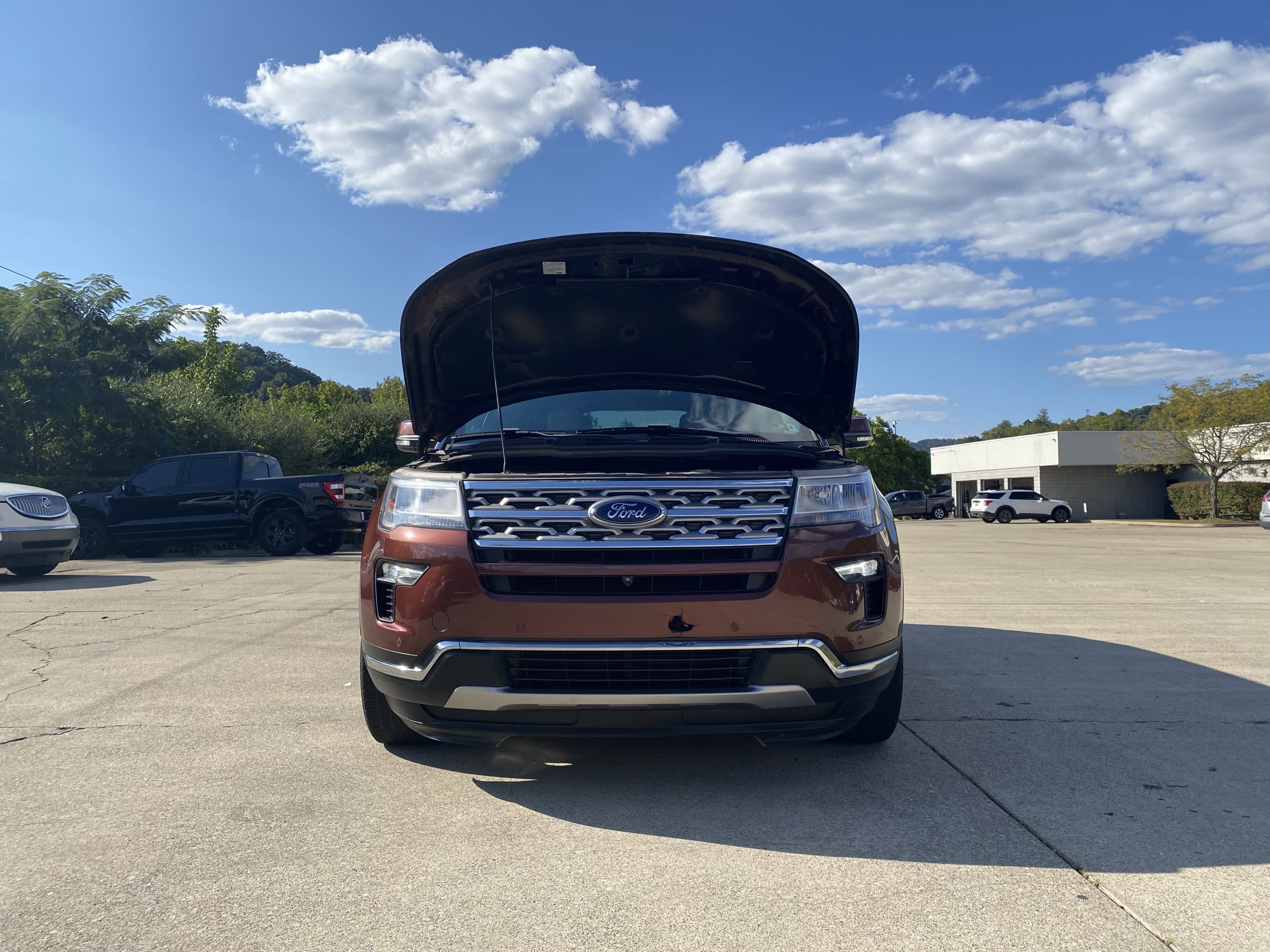 Used 2018 Ford Explorer Limited image 33
