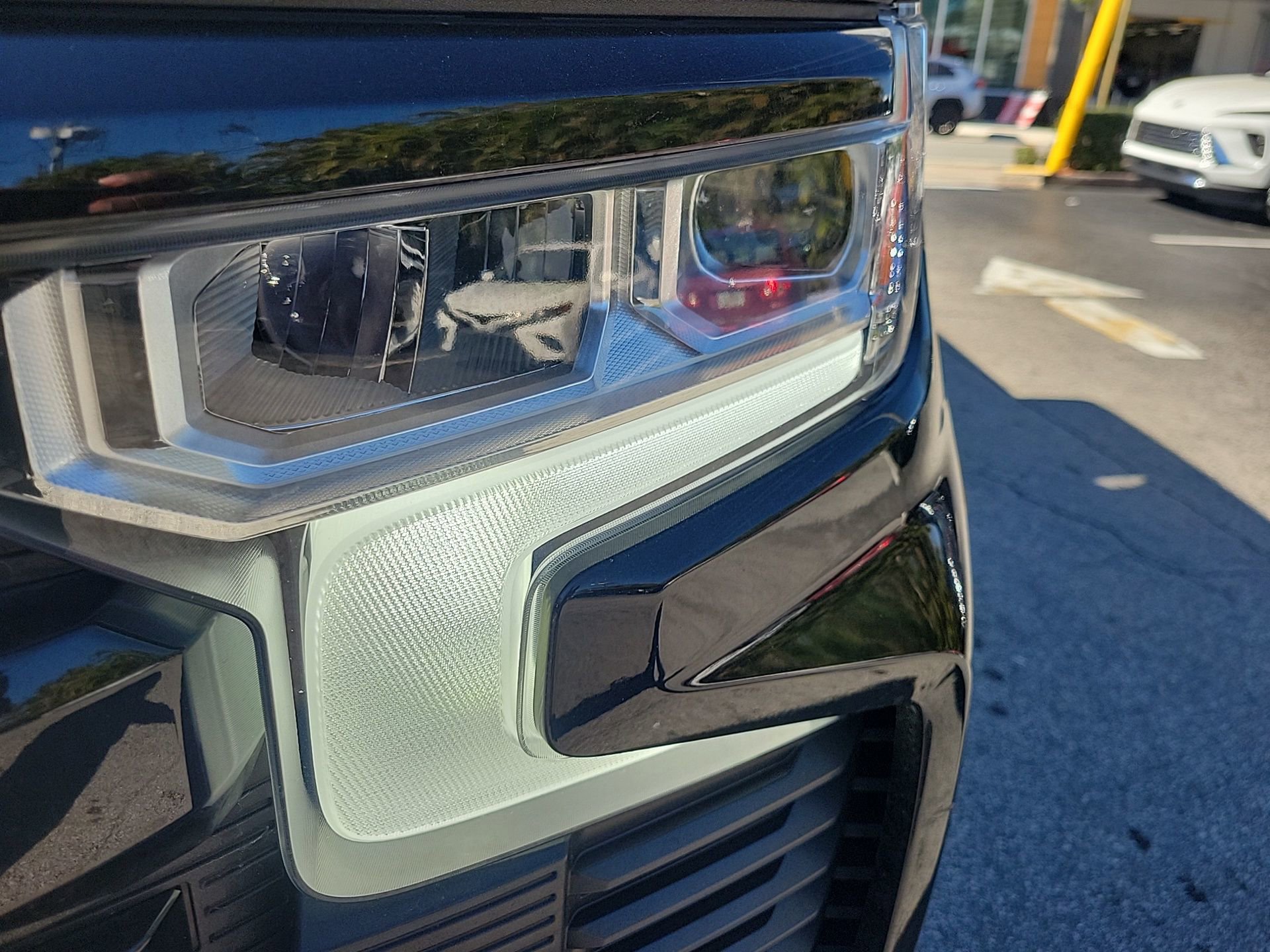 Used 2024 Chevrolet Silverado 1500 LT Trail Boss w/ LT Trail Boss Premium Package image 7