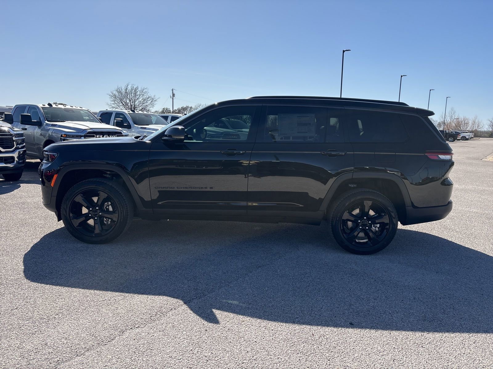 New 2026 Jeep Grand Cherokee L Limited w/ Limited Altitude Package image 2