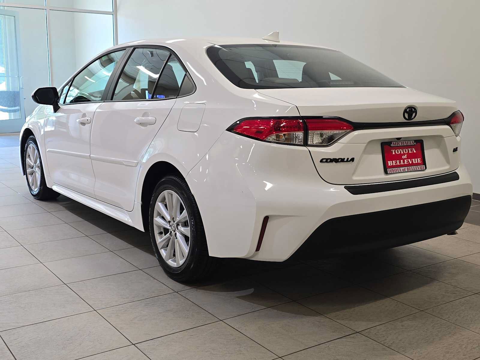 Certified 2025 Toyota Corolla LE w/ LE Premium Package FWD image 4
