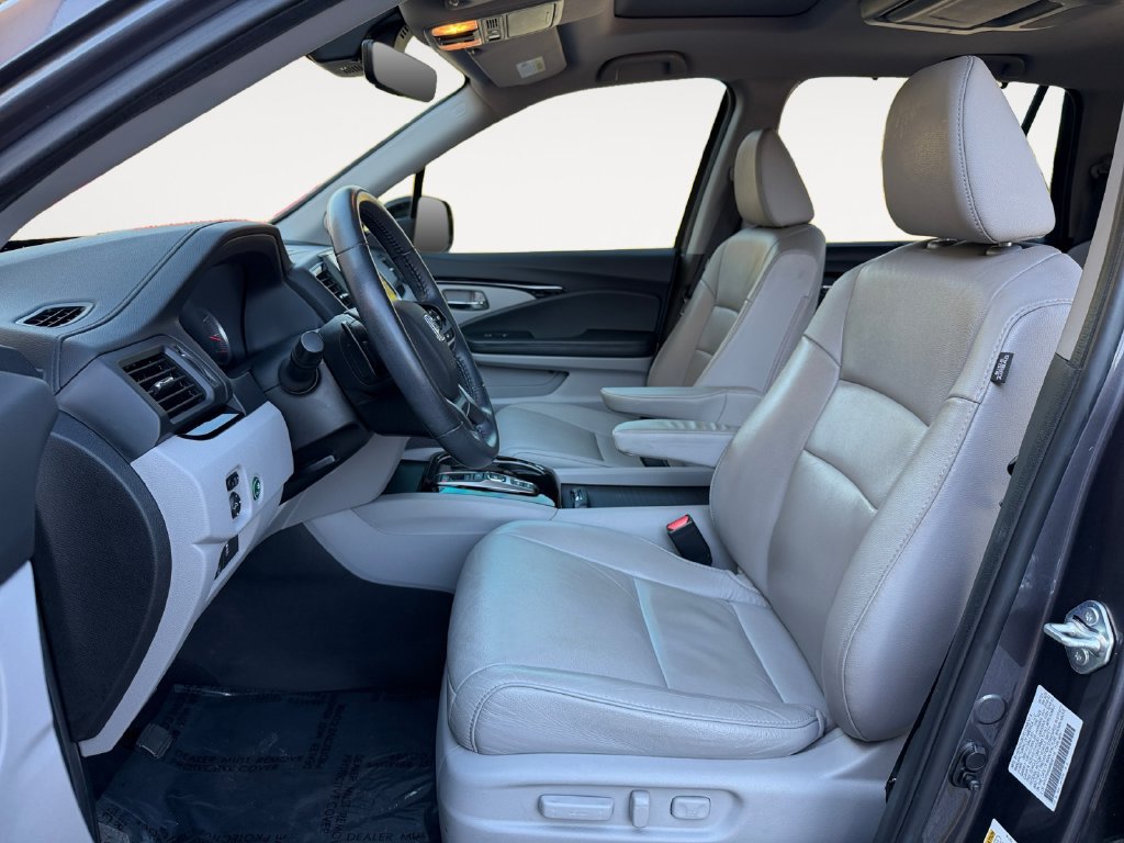 Used 2021 Honda Pilot Touring image 14