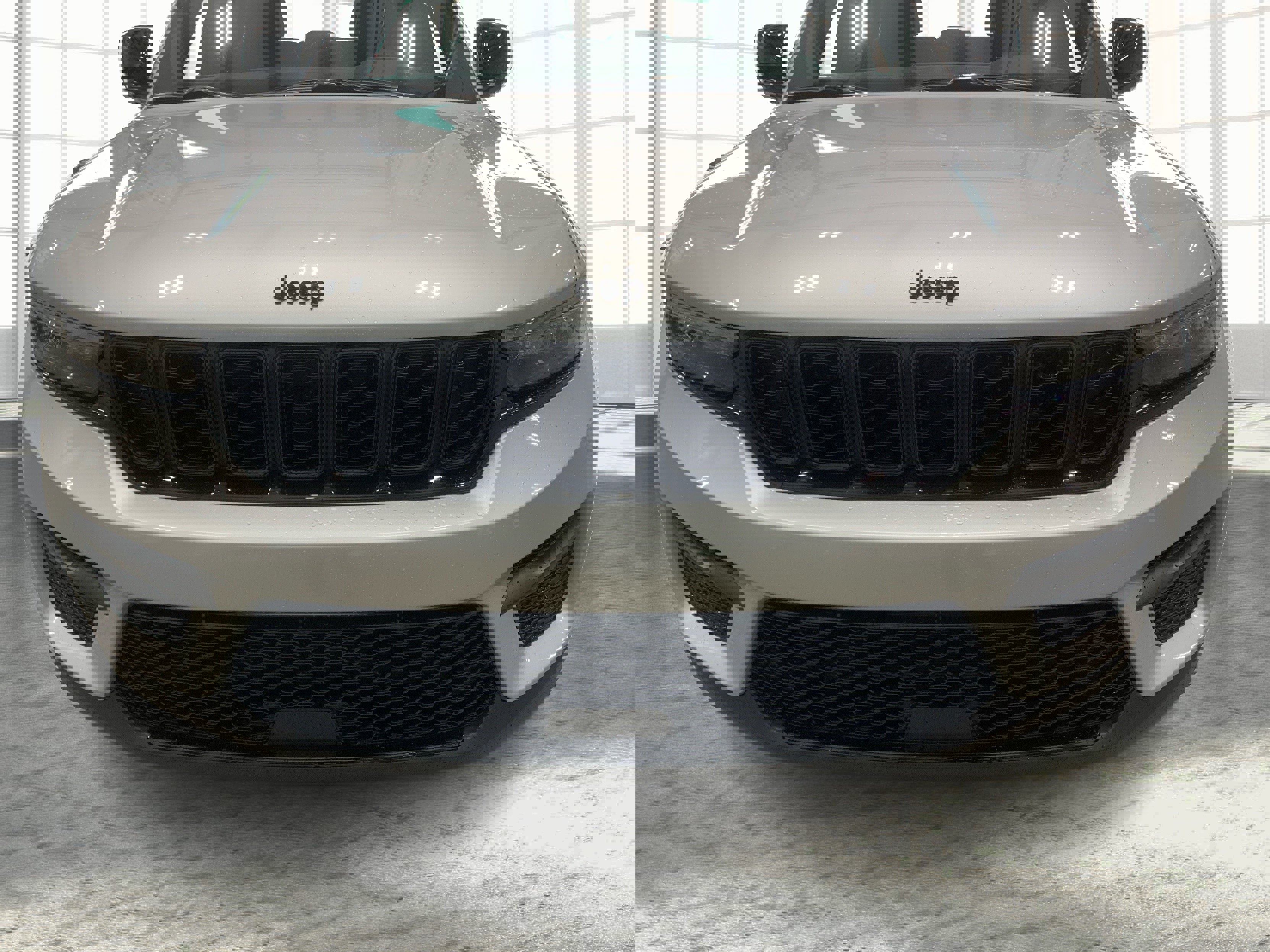 New 2025 Jeep Grand Cherokee 4WD image 22