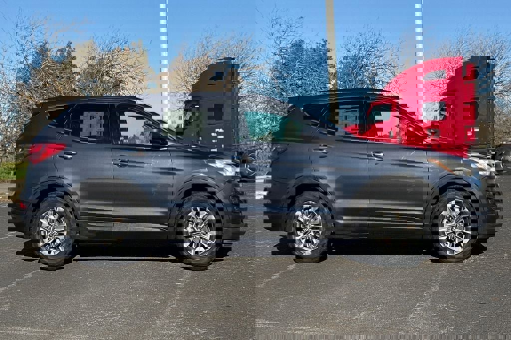 Used 2014 Hyundai Santa Fe Sport image 3