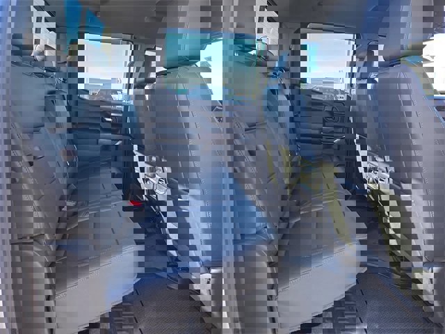 Used 2021 GMC Sierra 1500 SLT w/ SLT Premium Package image 15