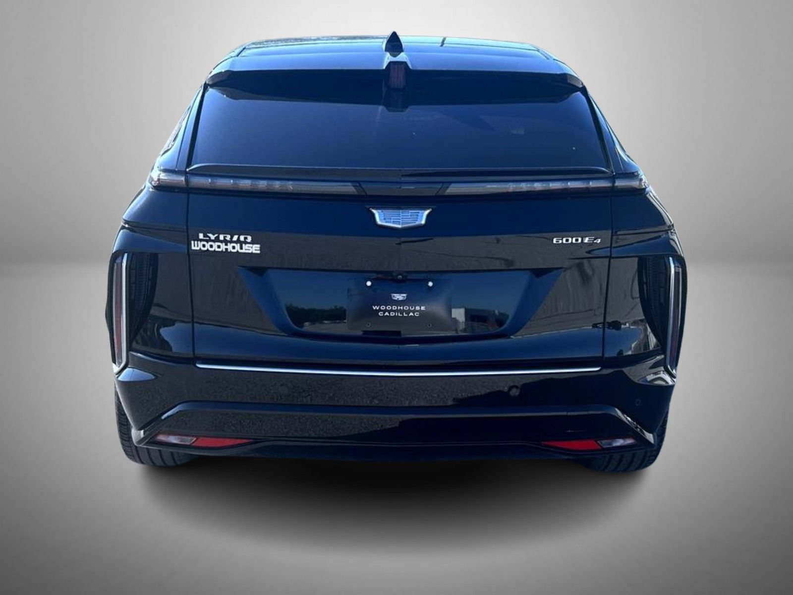 Certified 2024 Cadillac Lyriq Luxury AWD/4WD image 6