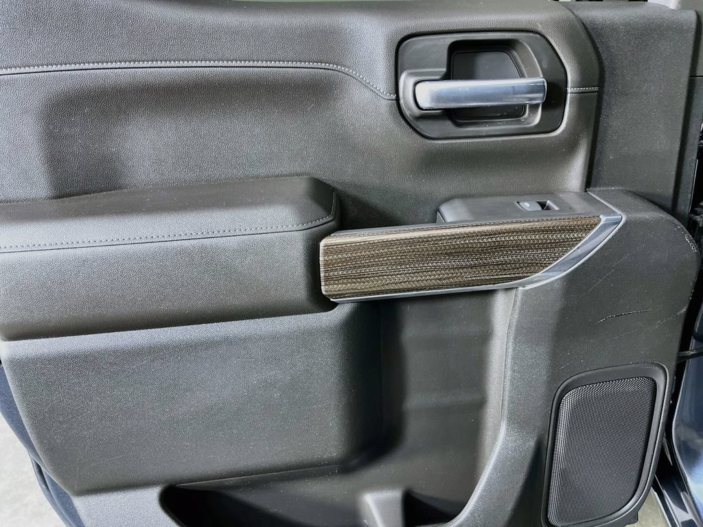 Used 2021 Chevrolet Silverado 1500 LT Trail Boss w/ Convenience Package II AWD/4WD image 28